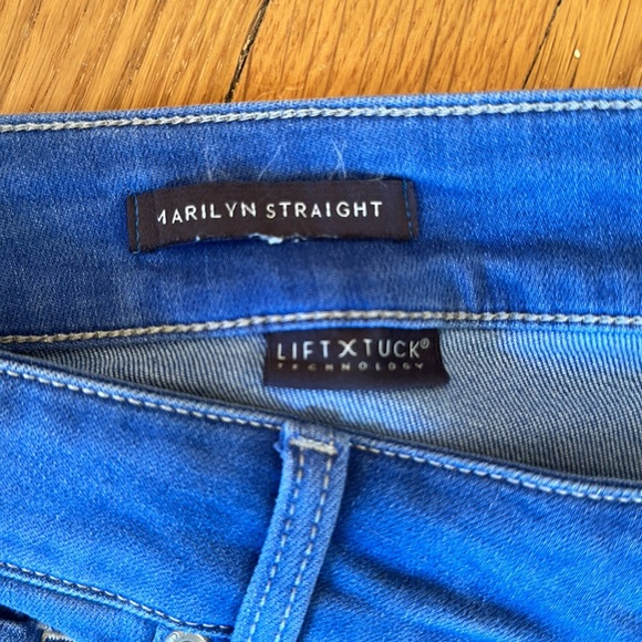NYDJ Marilyn Ankle Edgewater straight jeans with LIFTxTUCK Technology - Picture 2 of 5